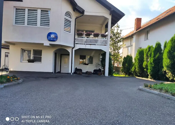 Apartments Airport Inn